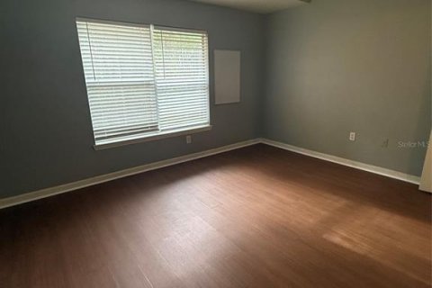 Condo in Orlando, Florida, 3 bedrooms  № 2393819 - photo 9