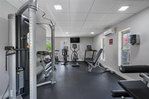 Condo in Orlando, Florida, 3 bedrooms  № 2393819 - photo 18