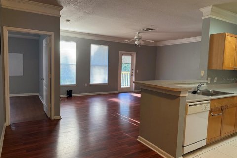Condo in Orlando, Florida, 3 bedrooms  № 2393819 - photo 4