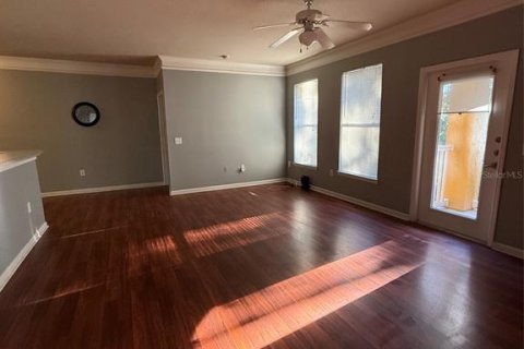 Condo in Orlando, Florida, 3 bedrooms  № 2393819 - photo 6