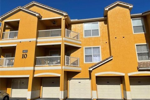 Condo in Orlando, Florida, 3 bedrooms  № 2393819 - photo 3