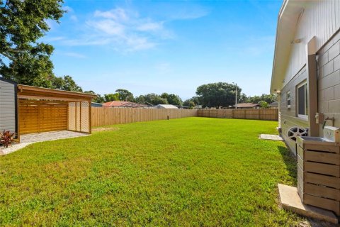 House in Tampa, Florida 3 bedrooms, 117.06 sq.m. № 1882963 - photo 28