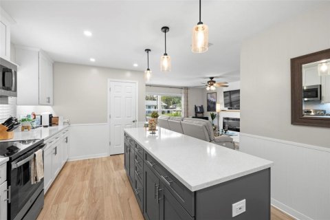 House in Tampa, Florida 3 bedrooms, 117.06 sq.m. № 1882963 - photo 11