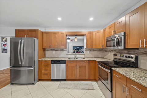 Casa en venta en Saint Petersburg, Florida, 3 dormitorios, 234.11 m2 № 1898595 - foto 6