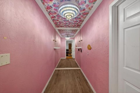 Casa en venta en Saint Petersburg, Florida, 3 dormitorios, 234.11 m2 № 1898595 - foto 27