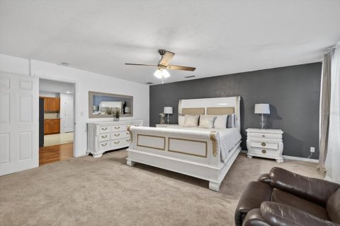 Casa en venta en Saint Petersburg, Florida, 3 dormitorios, 234.11 m2 № 1898595 - foto 11