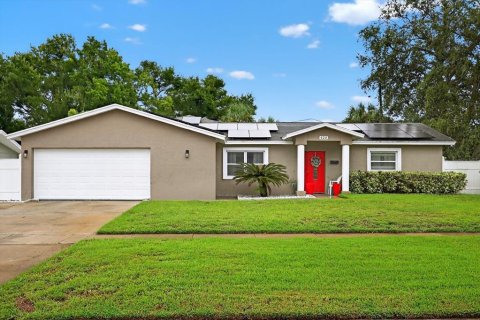Casa en venta en Saint Petersburg, Florida, 3 dormitorios, 234.11 m2 № 1898595 - foto 2