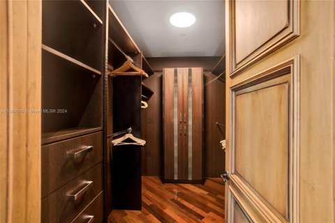 Condominio en alquiler en Sunny Isles Beach, Florida, 3 dormitorios, 257.15 m2 № 1998212 - foto 8