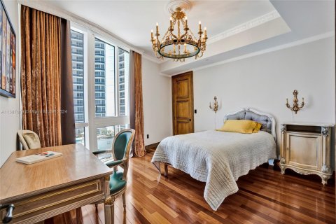 Condominio en alquiler en Sunny Isles Beach, Florida, 3 dormitorios, 257.15 m2 № 1998212 - foto 15