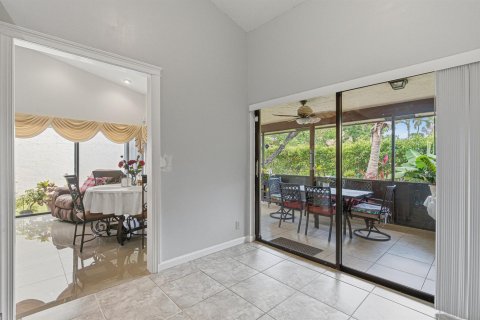 Villa ou maison à vendre à Tamarac, Floride: 3 chambres, 212.19 m2 № 2261554 - photo 21