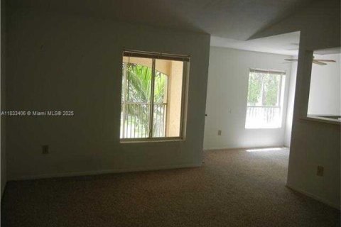 Copropriété à louer à Oakland Park, Floride: 1 chambre, 77.48 m2 № 1811420 - photo 11