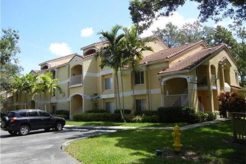 Copropriété à louer à Oakland Park, Floride: 1 chambre, 77.48 m2 № 1811420 - photo 1