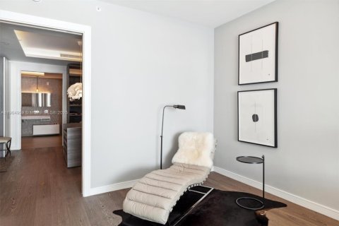 Condominio en venta en Miami Beach, Florida, 3 dormitorios, 309.83 m2 № 1963556 - foto 28