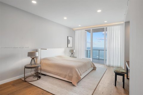 Condominio en venta en Miami Beach, Florida, 3 dormitorios, 309.83 m2 № 1963556 - foto 25