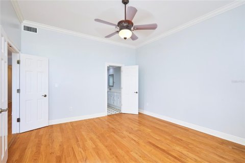 Condo in Tampa, Florida, 2 bedrooms  № 1558875 - photo 23