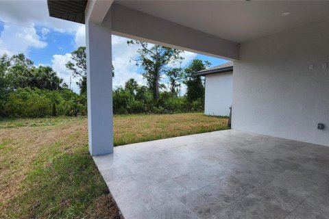Casa en venta en Placida, Florida, 3 dormitorios, 190.45 m2 № 2099218 - foto 15