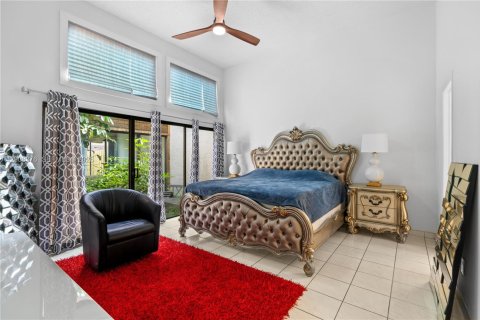 Touwnhouse à vendre à Hallandale Beach, Floride: 2 chambres, 156.08 m2 № 2154373 - photo 14