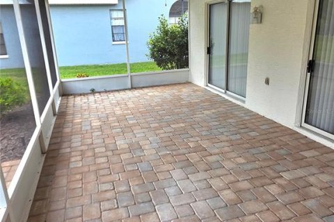 House in Spring Hill, Florida 2 bedrooms, 166.11 sq.m. № 2394386 - photo 22