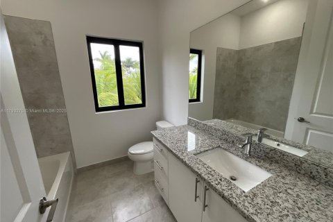 House in Homestead, Florida 4 bedrooms № 1689380 - photo 15