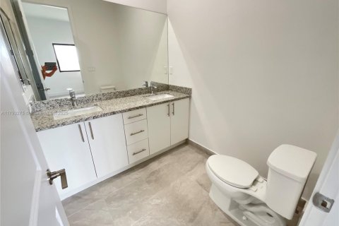 House in Homestead, Florida 4 bedrooms № 1689380 - photo 10