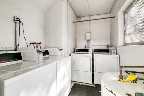 Condo in Fort Lauderdale, Florida, 2 bedrooms  № 1998242 - photo 15