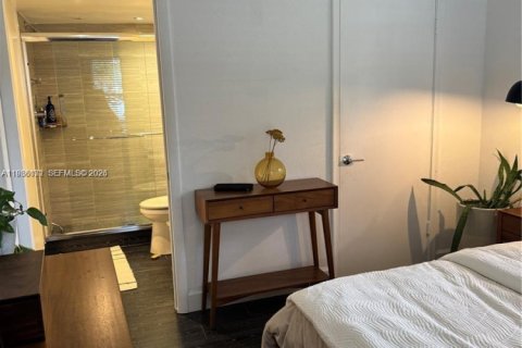 Condo in Fort Lauderdale, Florida, 2 bedrooms  № 1998242 - photo 14