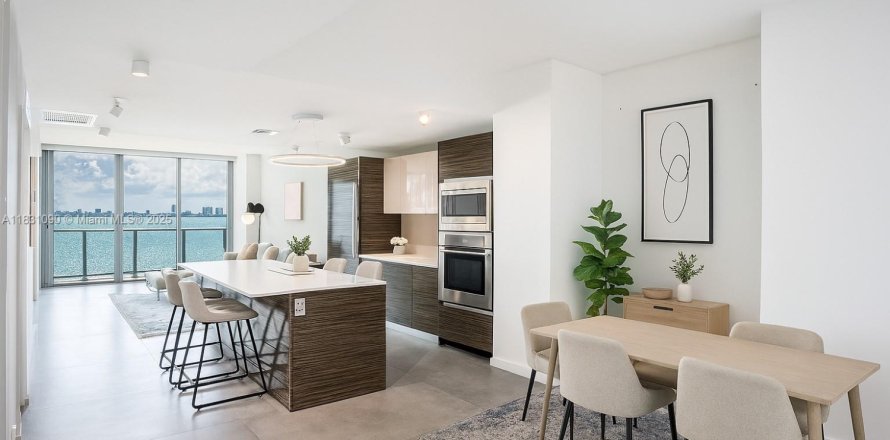 Condo à Miami, Floride, 2 chambres № 1939870