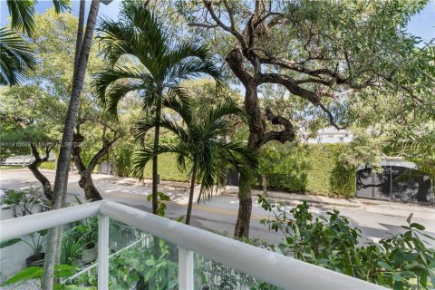 Touwnhouse à vendre à Miami Beach, Floride: 3 chambres, 132.85 m2 № 1970755 - photo 7