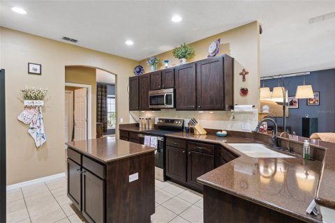 Casa en venta en Kissimmee, Florida, 4 dormitorios, 231.7 m2 № 2236072 - foto 20