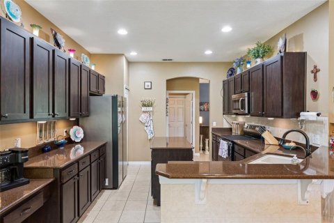 Casa en venta en Kissimmee, Florida, 4 dormitorios, 231.7 m2 № 2236072 - foto 21