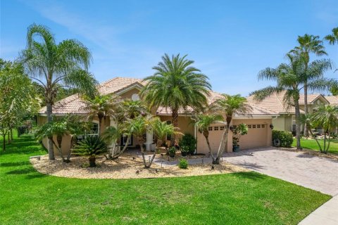 Casa en venta en Kissimmee, Florida, 4 dormitorios, 231.7 m2 № 2236072 - foto 6