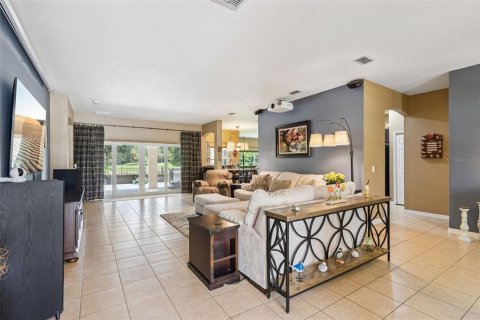 Casa en venta en Kissimmee, Florida, 4 dormitorios, 231.7 m2 № 2236072 - foto 11