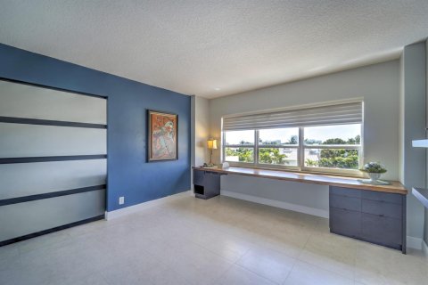Condo in Fort Lauderdale, Florida, 2 bedrooms № 2245581 - photo 16