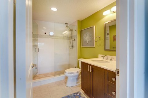 Condo in Fort Lauderdale, Florida, 2 bedrooms № 2245581 - photo 21