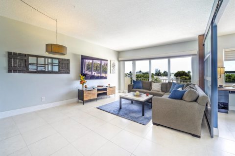 Condo in Fort Lauderdale, Florida, 2 bedrooms № 2245581 - photo 6