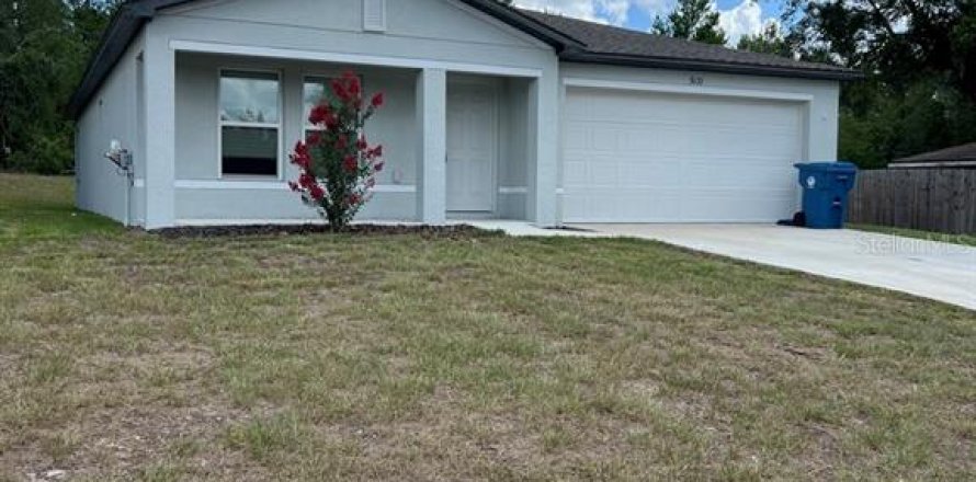 Villa ou maison à Spring Hill, Floride 3 chambres, 155.43 m2 № 2094293
