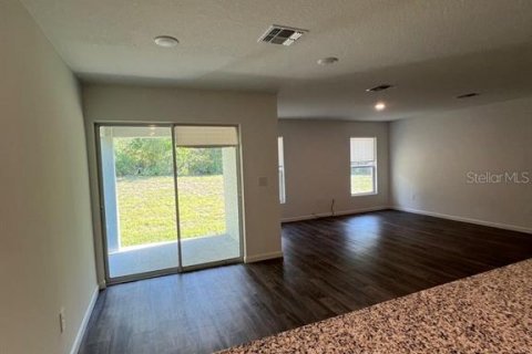 Villa ou maison à louer à Spring Hill, Floride: 3 chambres, 155.43 m2 № 2094293 - photo 6