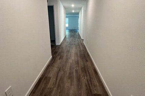 Villa ou maison à louer à Spring Hill, Floride: 3 chambres, 155.43 m2 № 2094293 - photo 3