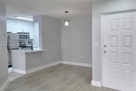 Copropriété à louer à Oakland Park, Floride: 1 chambre, 80.08 m2 № 1983421 - photo 9