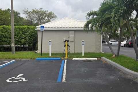 Copropriété à louer à Oakland Park, Floride: 1 chambre, 80.08 m2 № 1983421 - photo 22