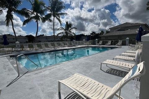 Adosado en alquiler en Miami, Florida, 2 dormitorios, 88.26 m2 № 1942401 - foto 20