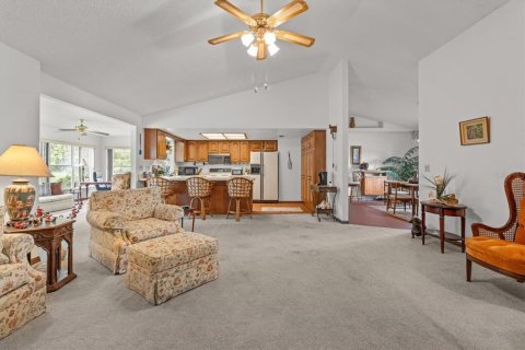 House in Brooksville, Florida 3 bedrooms, 194.54 sq.m. № 2122869 - photo 8