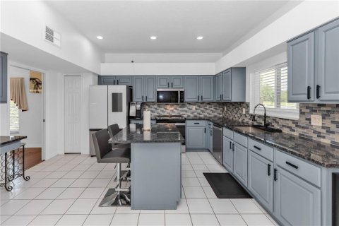 Villa ou maison à vendre à Kissimmee, Floride: 5 chambres, 362.04 m2 № 2201061 - photo 28