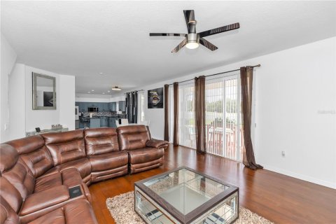 Villa ou maison à vendre à Kissimmee, Floride: 5 chambres, 362.04 m2 № 2201061 - photo 23