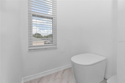 Villa ou maison à vendre à Kissimmee, Floride: 5 chambres, 362.04 m2 № 2201061 - photo 8