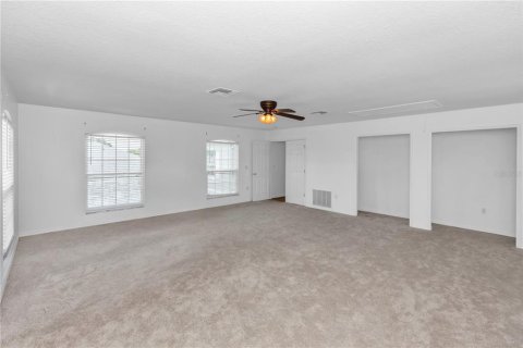 Villa ou maison à vendre à Kissimmee, Floride: 5 chambres, 362.04 m2 № 2201061 - photo 19