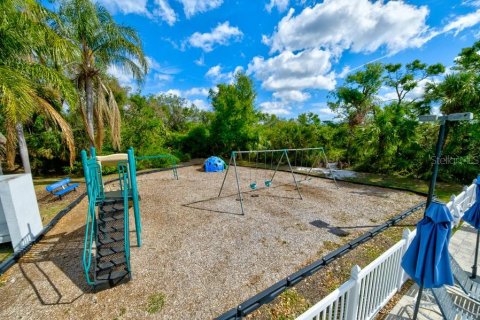 Casa en venta en Bradenton, Florida, 2 dormitorios, 161.84 m2 № 1591633 - foto 30