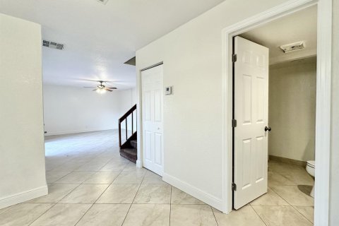 Adosado en venta en Palm Springs, Florida, 2 dormitorios, 114.46 m2 № 2191619 - foto 16