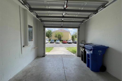 Adosado en alquiler en Tampa, Florida, 3 dormitorios, 130.99 m2 № 1913993 - foto 23