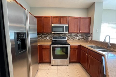 Adosado en alquiler en Tampa, Florida, 3 dormitorios, 130.99 m2 № 1913993 - foto 3